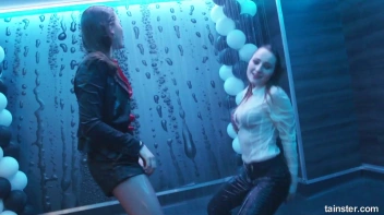 The Wetlook Vibe Is Very Alive! Screencap 62 on sinx.preview.netperv.com