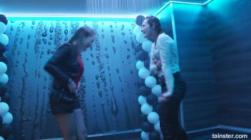 The Wetlook Vibe Is Very Alive! Screencap 79 on sinx.preview.netperv.com