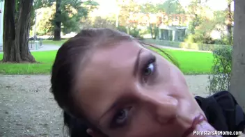 On The Blowjob Hunt Screencap 40 on sinx.preview.netperv.com