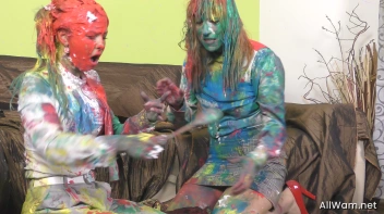 Catfighting Cuties Follow The Rainbow Screencap 74 on sinx.preview.netperv.com
