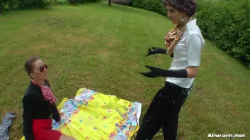 Messing Up A Perfectly Good Picnic Screencap 53 on sinx.preview.netperv.com