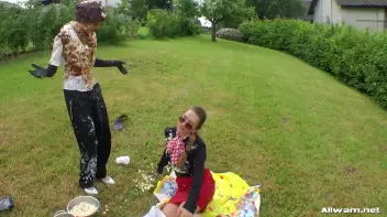 Messing Up A Perfectly Good Picnic Screencap 73 on sinx.preview.netperv.com