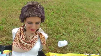 Messing Up A Perfectly Good Picnic Screencap 38 on sinx.preview.netperv.com