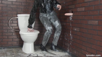 Bathroom Inspection Gets Blasted Away By Spunk! Screencap 49 on sinx.preview.netperv.com