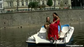 Exhibitionist Wetlook Boat Babes Screencap 35 on sinx.preview.netperv.com