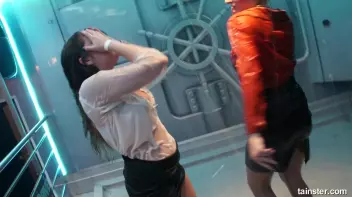 Soaking wet babes shaking their booties Screencap 36 on sinx.preview.netperv.com