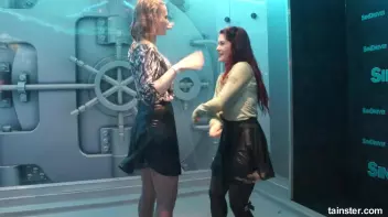 Soaking wet babes shaking their booties Screencap 7 on sinx.preview.netperv.com