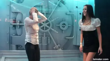 Soaking wet babes shaking their booties Screencap 70 on sinx.preview.netperv.com