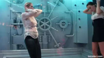 Soaking wet babes shaking their booties Screencap 78 on sinx.preview.netperv.com