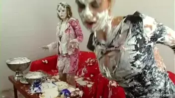 Fancy Chick Food Fight Screencap 52 on sinx.preview.netperv.com