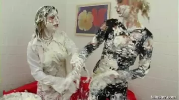 Fancy Chick Food Fight Screencap 71 on sinx.preview.netperv.com