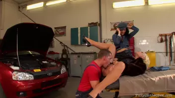 The Lazy Mechanic Screencap 57 on sinx.preview.netperv.com