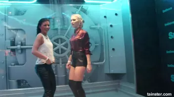 Young and flexible chicks getting wet Screencap 5 on sinx.preview.netperv.com