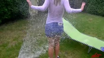 Walking With An Orgasm And Wetlook Surprises Screencap 19 on sinx.preview.netperv.com