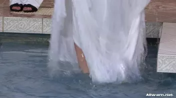 Bitchy Bride To Be In Wetlook Catfight Screencap 27 on sinx.preview.netperv.com