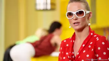 Lesbo Fashionistas Piss And Play In Style Screencap 1 on sinx.preview.netperv.com