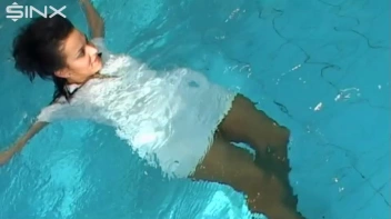 Wet Pool Fun For Champagne Babes Screencap 56 on sinx.preview.netperv.com