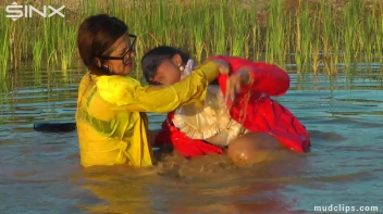 Mud Covered Hunny's Getting Wet And Messy Screencap 18 on sinx.preview.netperv.com