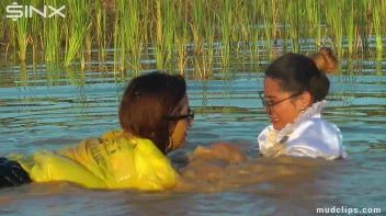 Mud Covered Hunny's Getting Wet And Messy Screencap 19 on sinx.preview.netperv.com