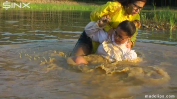Mud Covered Hunny's Getting Wet And Messy Screencap 22 on sinx.preview.netperv.com