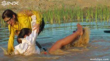 Mud Covered Hunny's Getting Wet And Messy Screencap 25 on sinx.preview.netperv.com
