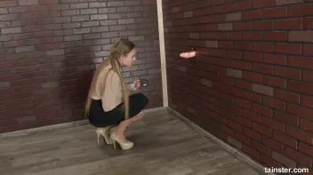 Gloryhole fun with Katarina Muti Screencap 4 on sinx.preview.netperv.com