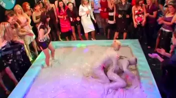 Dionne Darling vs. Christina Lee Screencap 20 on sinx.preview.netperv.com