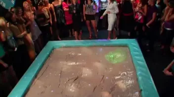 Dionne Darling vs. Christina Lee Screencap 3 on sinx.preview.netperv.com