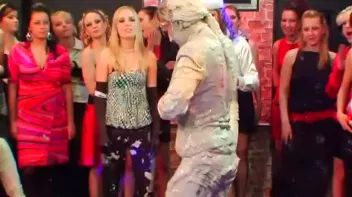 Dionne Darling vs. Christina Lee Screencap 41 on sinx.preview.netperv.com