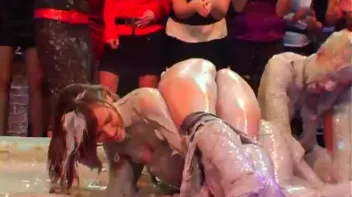 Dionne Darling vs. Christina Lee Screencap 62 on sinx.preview.netperv.com