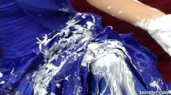 Messy Birthday Fun Screencap 19 on sinx.preview.netperv.com