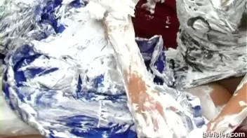 Messy Birthday Fun Screencap 41 on sinx.preview.netperv.com