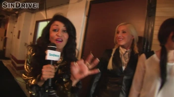 Muddy Wrestling: Pornstar Power - Nathaly Cherie vs. Vanessa Screencap 3 on sinx.preview.netperv.com