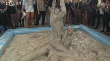 Muddy Wrestling: Pornstar Power - Nathaly Cherie vs. Vanessa Screencap 32 on sinx.preview.netperv.com