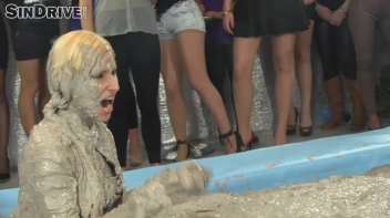 Muddy Wrestling: Pornstar Power - Nathaly Cherie vs. Vanessa Screencap 45 on sinx.preview.netperv.com