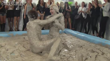 Muddy Wrestling: Pornstar Power - Nathaly Cherie vs. Vanessa Screencap 49 on sinx.preview.netperv.com