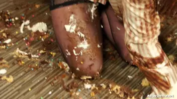 Birthdays Can Be A Messy Bitch Screencap 53 on sinx.preview.netperv.com