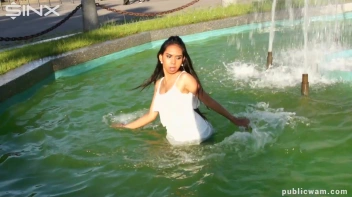 Girlfriends Get Wet Messy And Wild - 2 Screencap 7 on sinx.preview.netperv.com