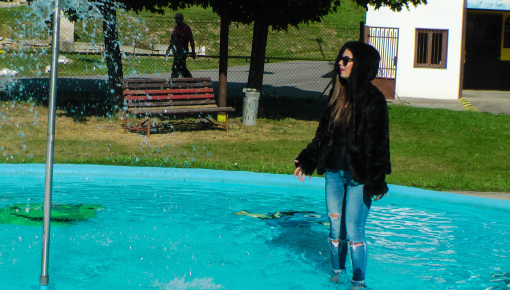 Latest deal - Raven Haired Hottie Soaks Herself At Waterpark