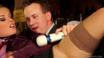 Vibro-Fucking The Bartender Screencap 54 on sinx.preview.netperv.com