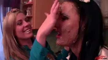 Cakes and Cunts MESSacre Screencap 14 on sinx.preview.netperv.com