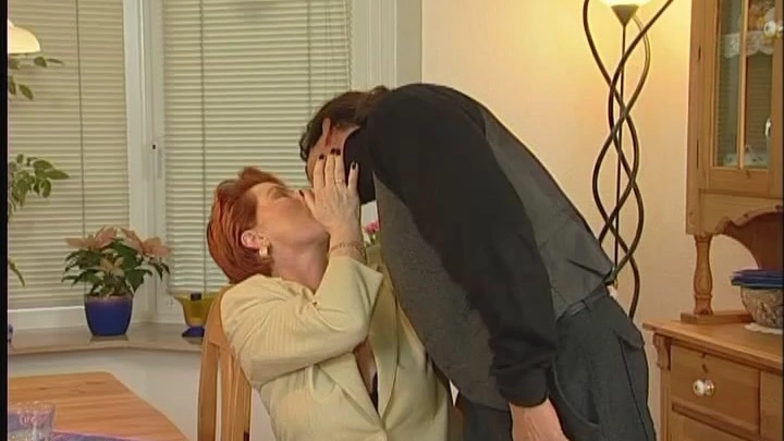 Von der Tochter beim ficken erwischt on sinx.preview.netperv.com