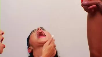 Carmelita and Roxyn the Piss Senorita Screencap 103 on sinx.preview.netperv.com