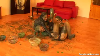 Eurobabes Wet And Messy Paint Party Screencap 101 on sinx.preview.netperv.com