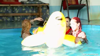 Eurobabe Pool Play Screencap 75 on sinx.preview.netperv.com