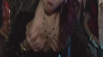 Raunch Auction Part 2 - Cam 2 Screencap 15 on sinx.preview.netperv.com