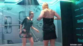 Hot ladies are getting soaking wet Screencap 54 on sinx.preview.netperv.com