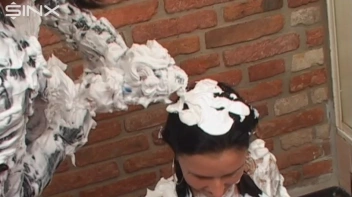 Wet And Messy Shaving Foam Fun Screencap 63 on sinx.preview.netperv.com