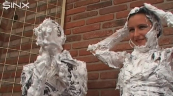 Wet And Messy Shaving Foam Fun Screencap 71 on sinx.preview.netperv.com