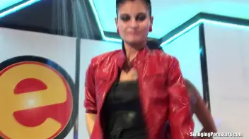 All-Night Love Lounge Part 3 - Shower Cam Screencap 20 on sinx.preview.netperv.com